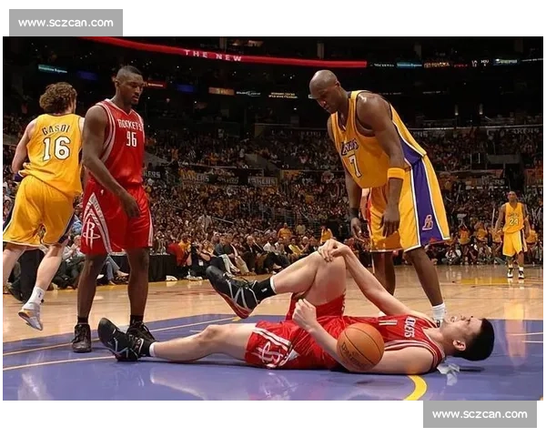 姚明对决科比的时代碰撞与中美篮球巅峰记忆全纪录传奇回望赛场荣光