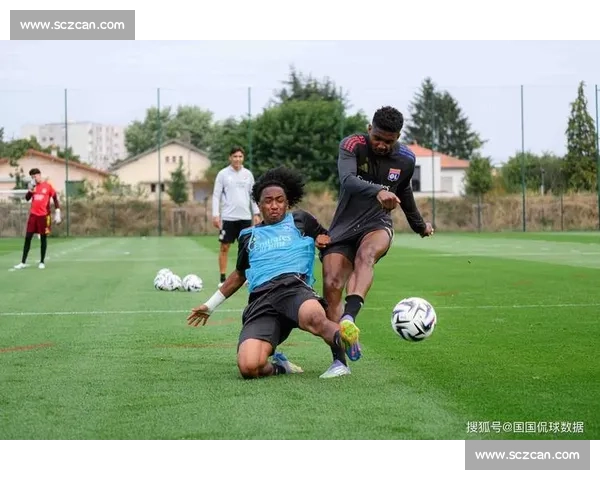 卡昂vs里昂焦点之战解析法甲格局走向与关键对决战术博弈球星表现前瞻